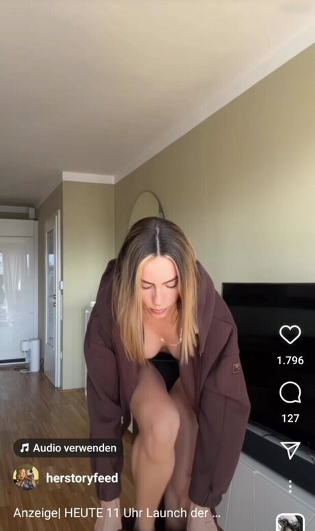 Herstoryfeed