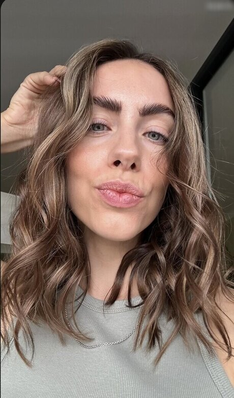 Herstoryfeed