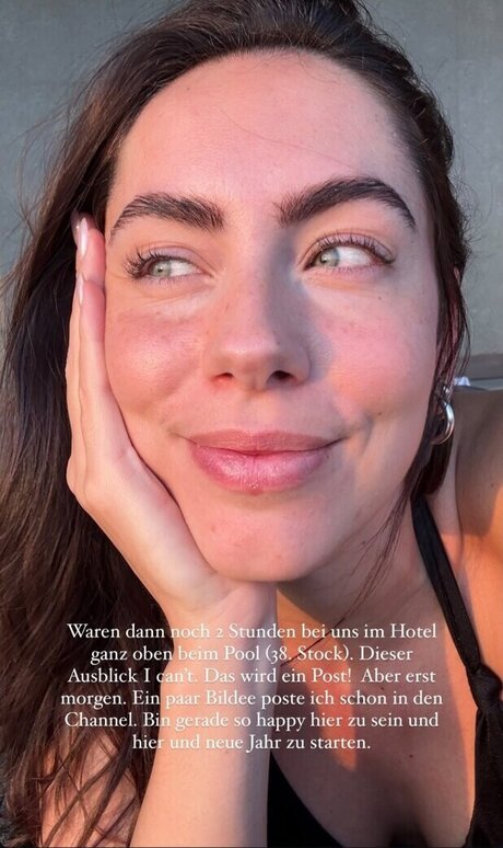 Herstoryfeed