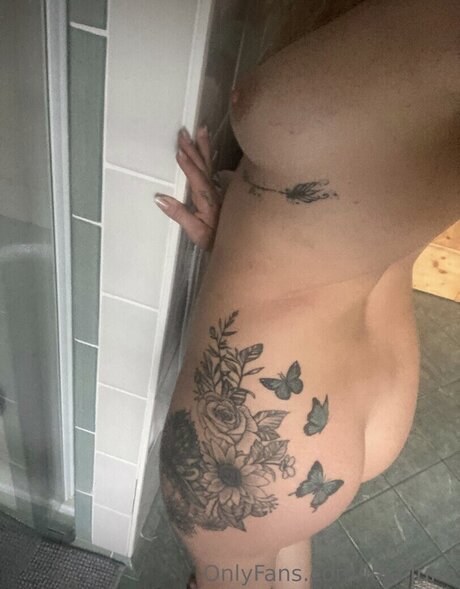 Nacktes geleaktes OnlyFans-Foto von Lena Johanna