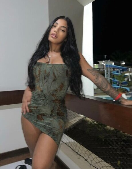 Thayna Telles