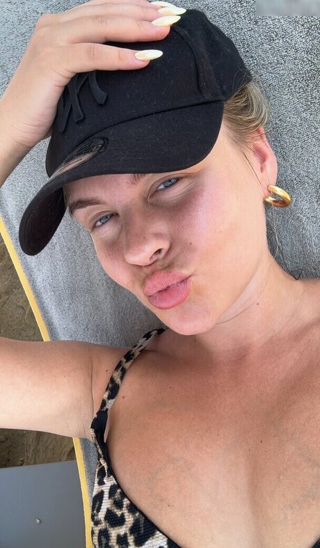 Dagi Bee