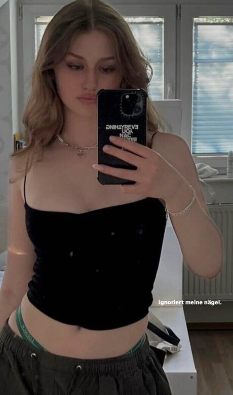 Yana Clare