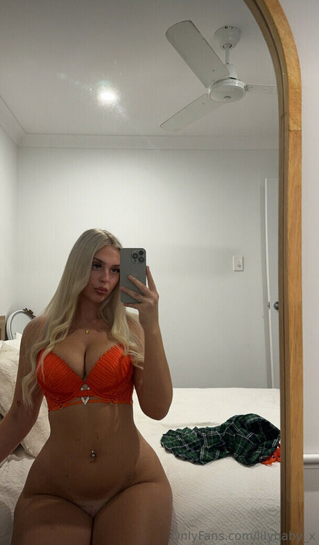Nacktes geleaktes OnlyFans-Foto von Lilybabyx