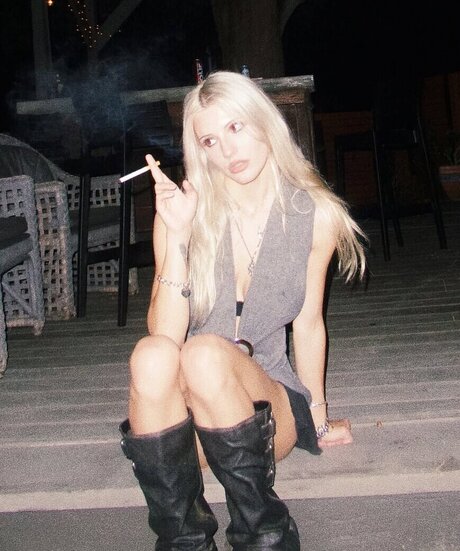 BestBlondiiecb