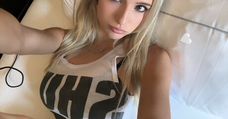BestBlondiiecb