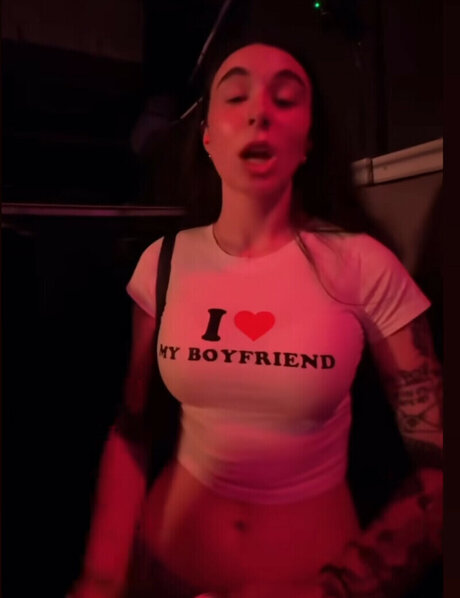 Nacktes geleaktes OnlyFans-Foto von Madixvictoria