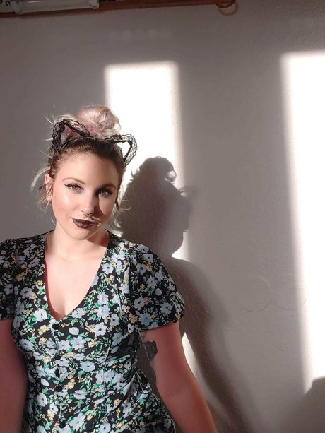 Nacktes geleaktes OnlyFans-Foto von Blue