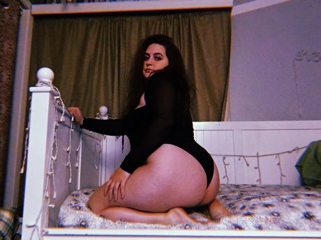 Nacktes geleaktes OnlyFans-Foto von Joss