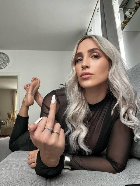 Nacktes geleaktes OnlyFans-Foto von Feet Tempel Of Lady Skully 
