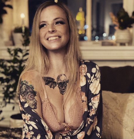 Nacktes geleaktes OnlyFans-Foto von Lexi