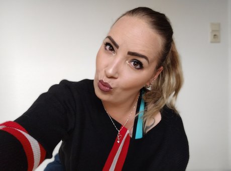 Nacktes geleaktes OnlyFans-Foto von  Lady Elisabeth 