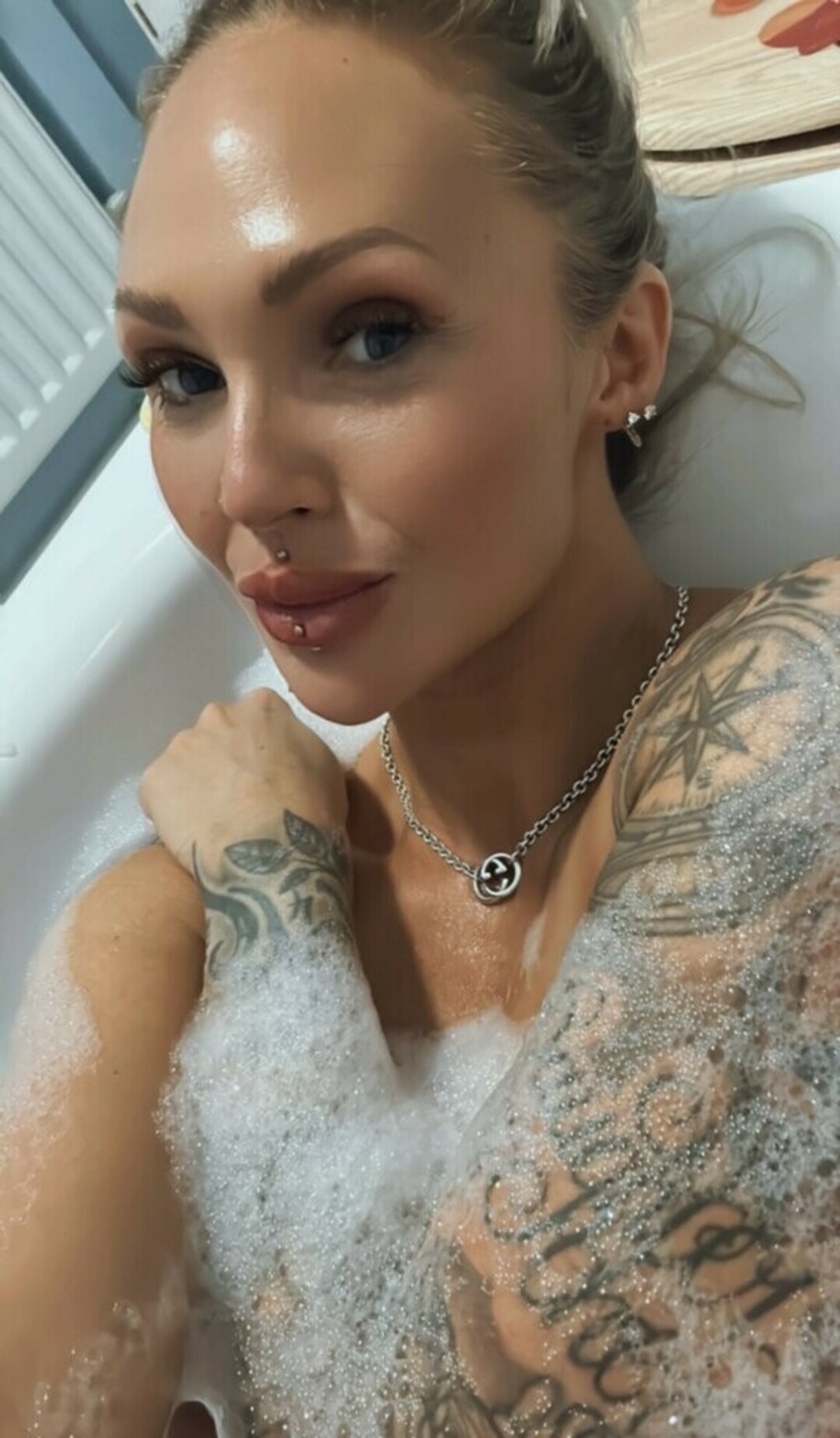 Nacktes geleaktes OnlyFans-Foto von Camilla Jayne #1086
