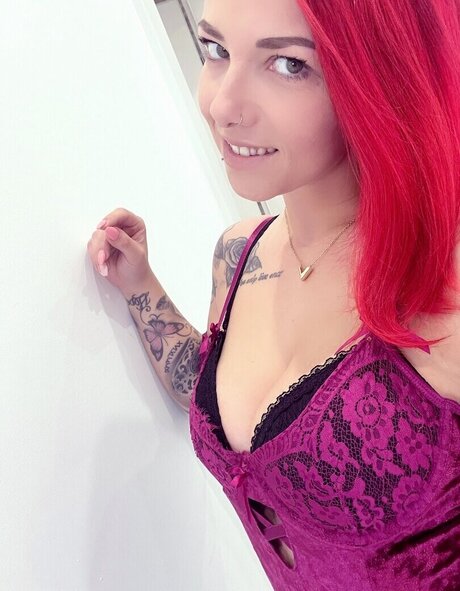 Nina Devil