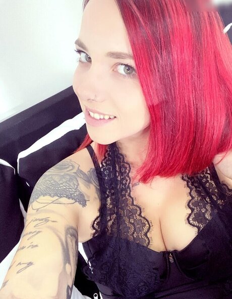 Nina Devil