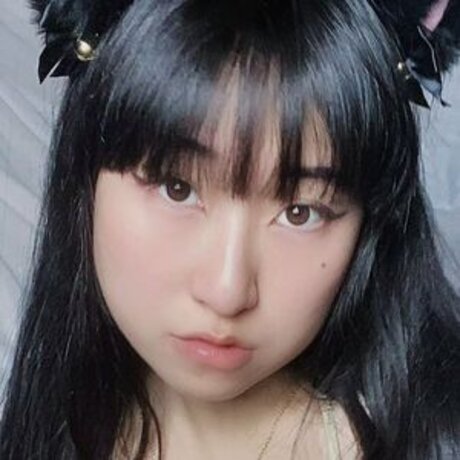 Nacktes geleaktes OnlyFans-Foto von Yungwitch