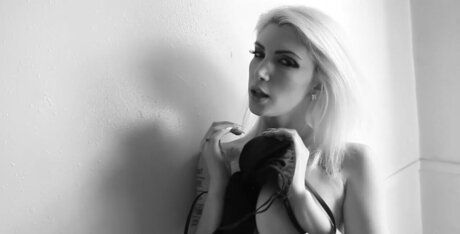 Nacktes geleaktes OnlyFans-Foto von Indigo Augustine