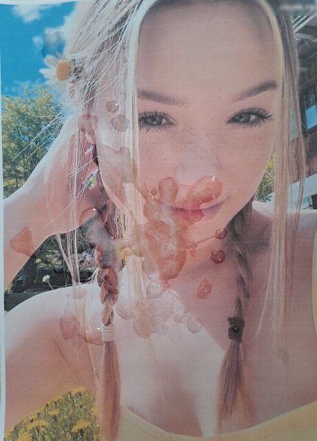 Nacktes geleaktes OnlyFans-Foto von Cum Tributes