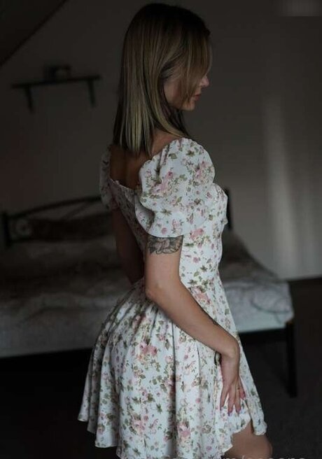 Eva_oopsy