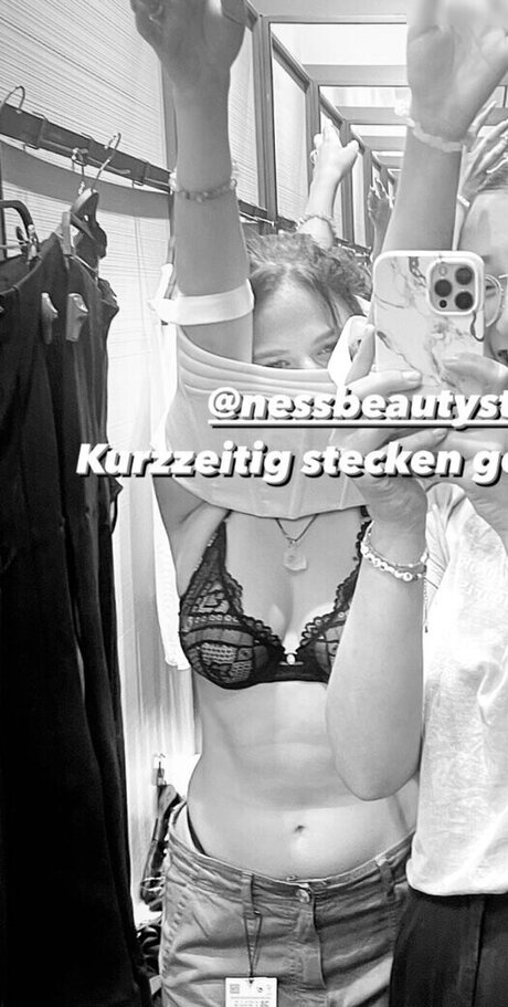 Badmómzjay
