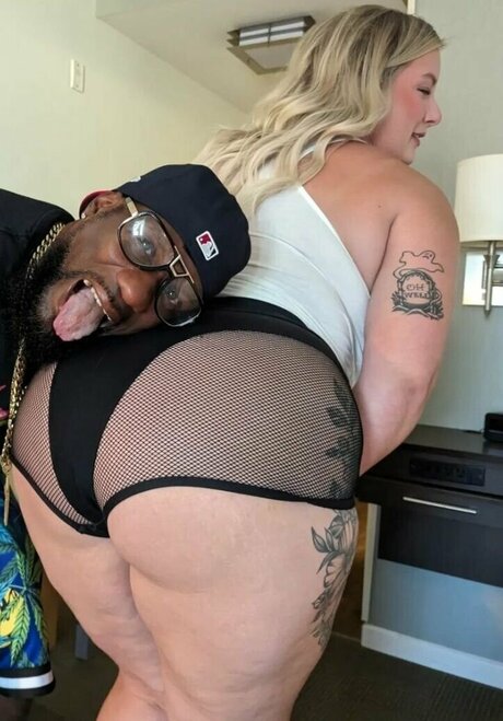 Mckenna_Rae_VIP