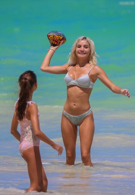 Pia Mia Perez