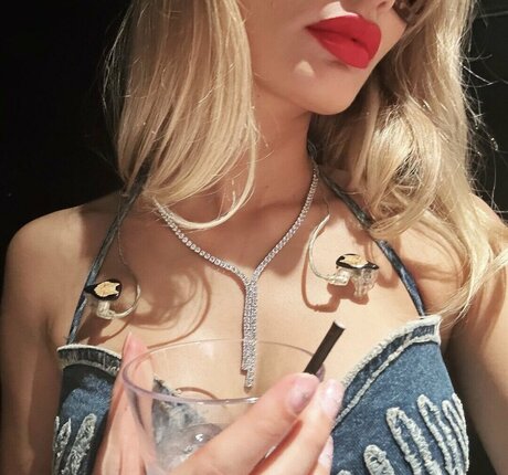 Pia Mia Perez