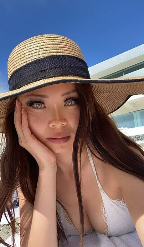 Maggie Sin