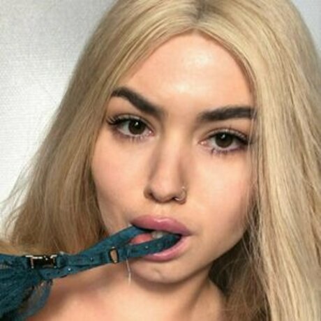Nacktes geleaktes OnlyFans-Foto von Annasavana