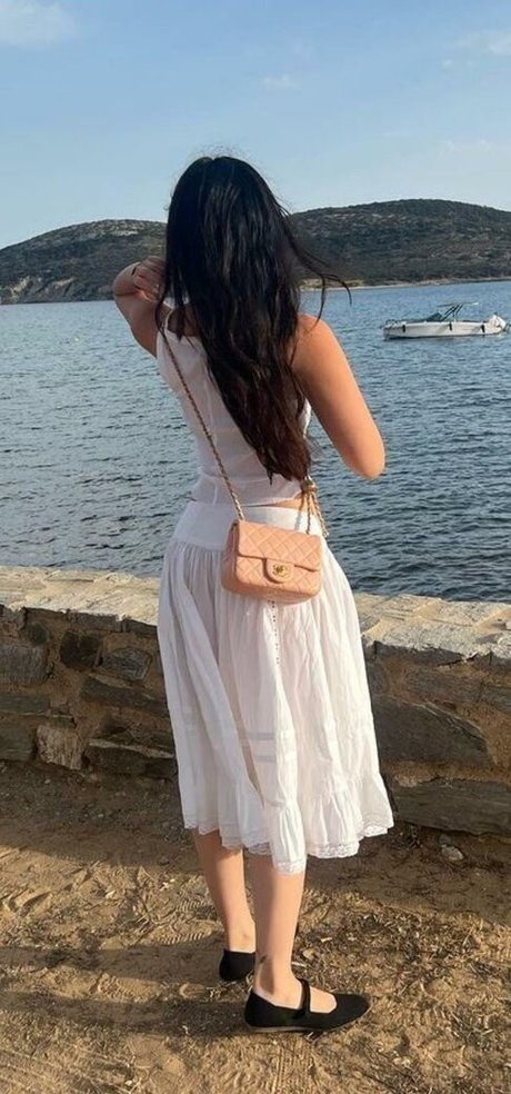 Nacktes geleaktes OnlyFans-Foto von Smosh Girls