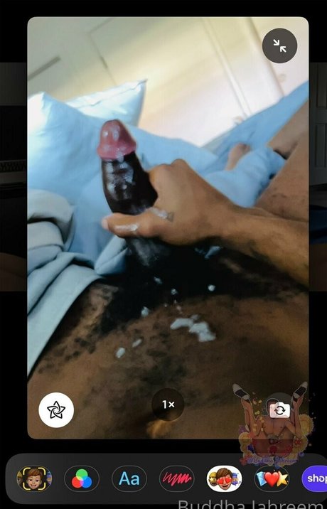 Nacktes geleaktes OnlyFans-Foto von Buddhajahreem