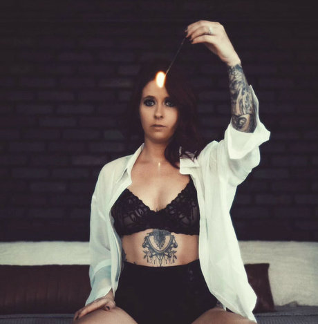 Nacktes geleaktes OnlyFans-Foto von Missdesertlegacy
