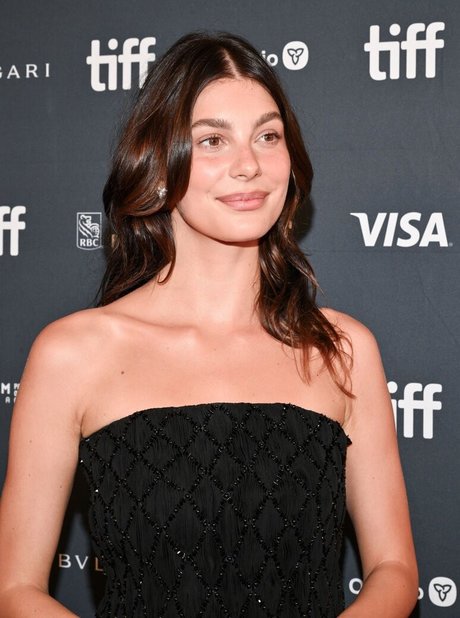 Nacktes geleaktes OnlyFans-Foto von Camila Morrone