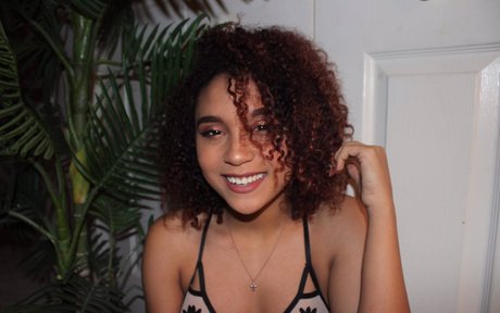 Nacktes geleaktes OnlyFans-Foto von Sierra Love
