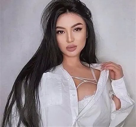 Nacktes geleaktes OnlyFans-Foto von Zhansaya Dakarimova