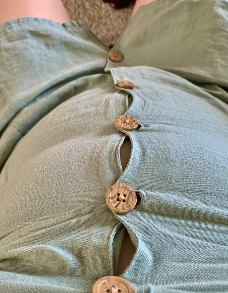 Nacktes geleaktes OnlyFans-Foto von Eatee