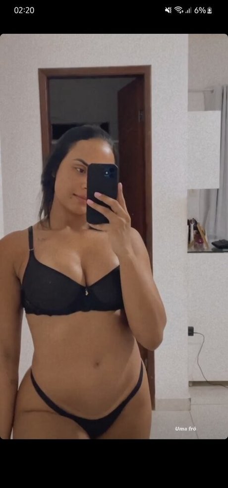 Nacktes geleaktes OnlyFans-Foto von Tais Iscariotes