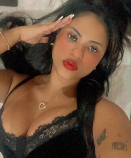 Nacktes geleaktes OnlyFans-Foto von Mykaele Maylane