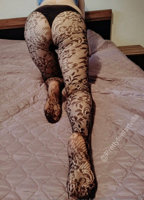 Nacktes geleaktes OnlyFans-Foto von Dollfeetbabe7