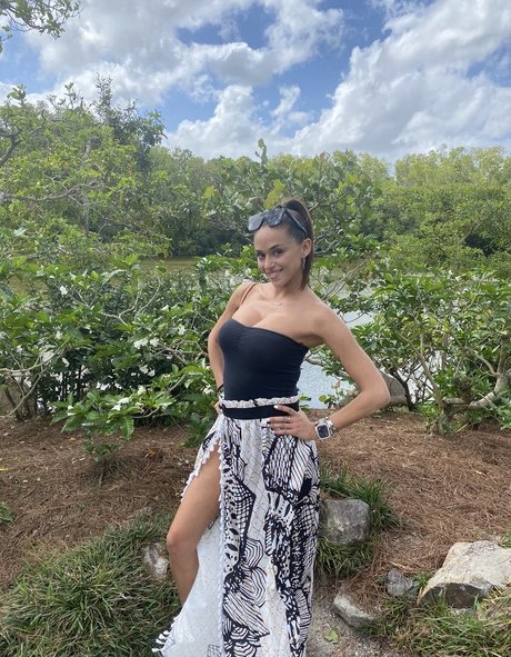 Nacktes geleaktes OnlyFans-Foto von Armani Black