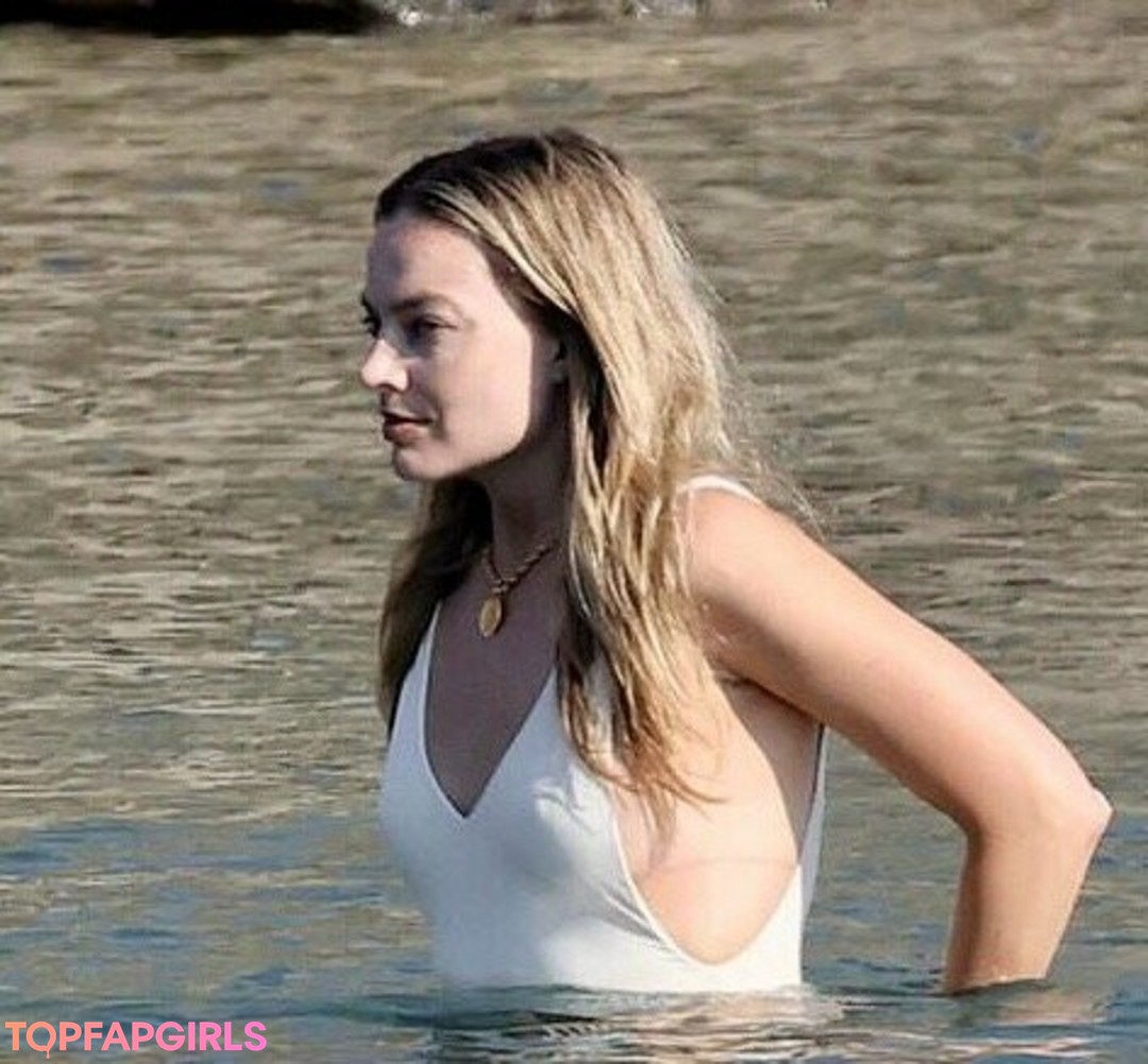 Nacktes geleaktes OnlyFans-Foto von Margot Robbie #1184