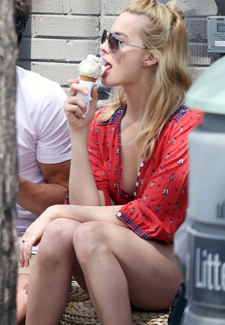 Margot Robbie