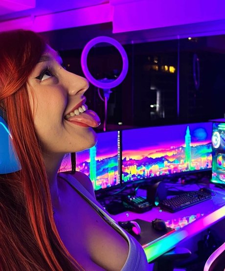 Nacktes geleaktes OnlyFans-Foto von Diana Zambrozuski