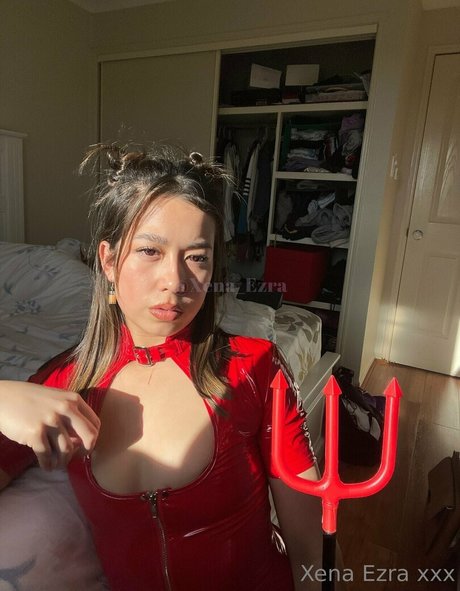 Nacktes geleaktes OnlyFans-Foto von Xenaezra