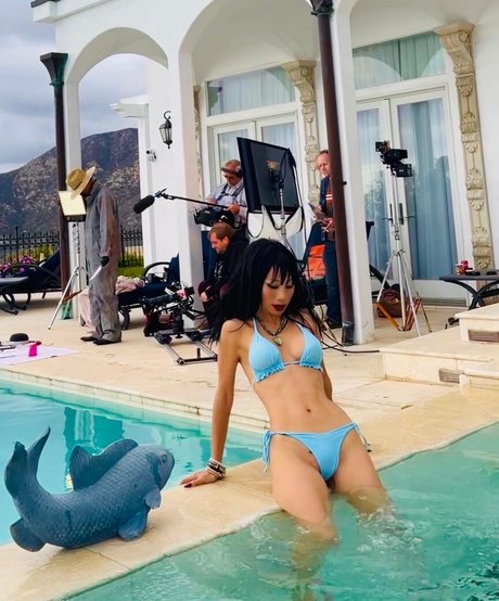 Bai Ling