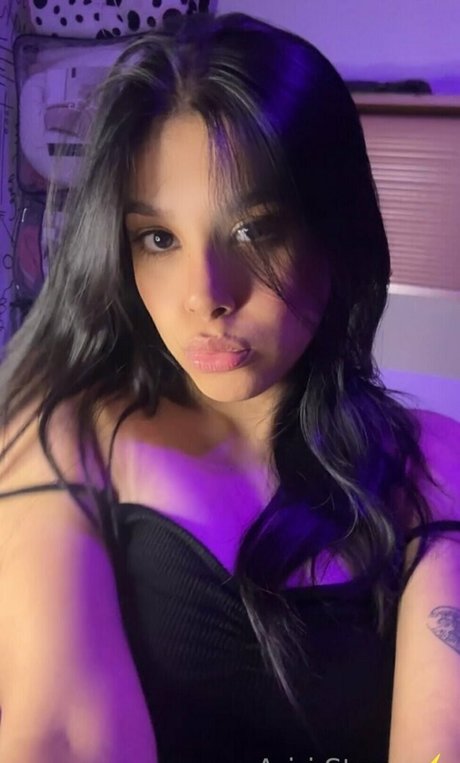 Nacktes geleaktes OnlyFans-Foto von Ariristorm