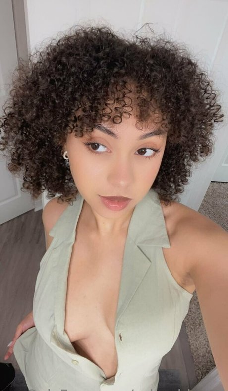 Nacktes geleaktes OnlyFans-Foto von Prissybiscuit