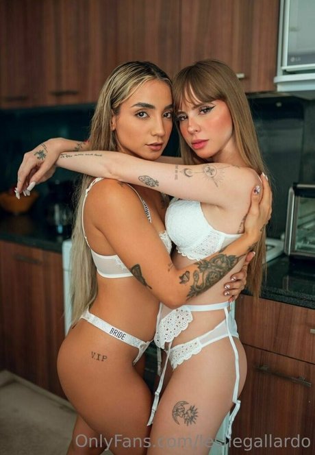 Nacktes geleaktes OnlyFans-Foto von Leslie Gallardo