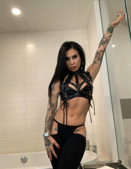Nacktes geleaktes OnlyFans-Foto von Joannaangel