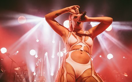 Nacktes geleaktes OnlyFans-Foto von Tove Lo